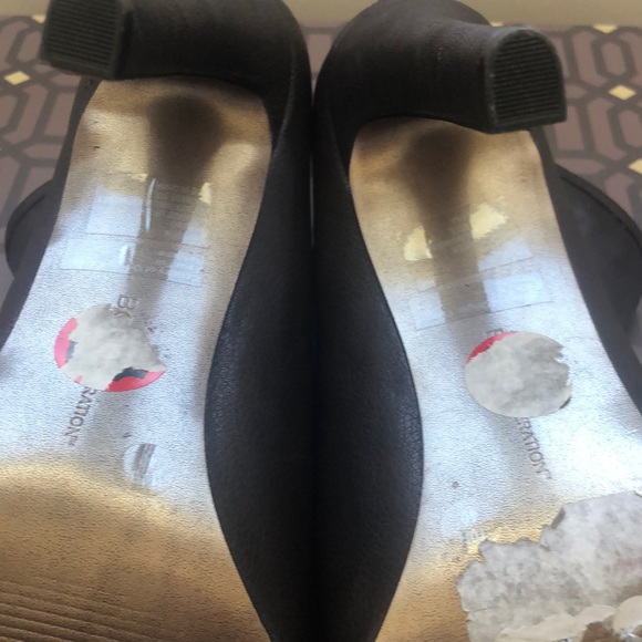 BCBG Brown Ankle Boots with Faux Fur Lining - Picture 6 of 6